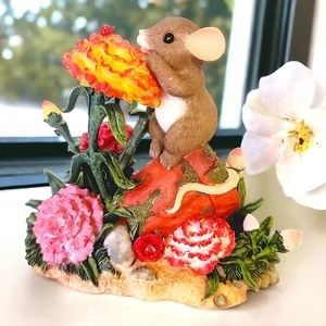 Charming Tails "We see eye to eye" no box